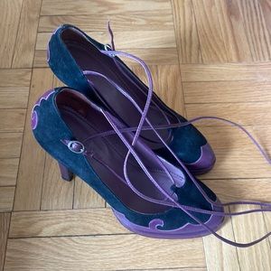 Jill Stuart lace up black and purple heels. Size 7.5